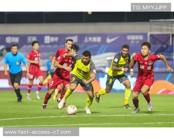 广州恒大足球队新赛季备战全面启动球员状态回暖引期待